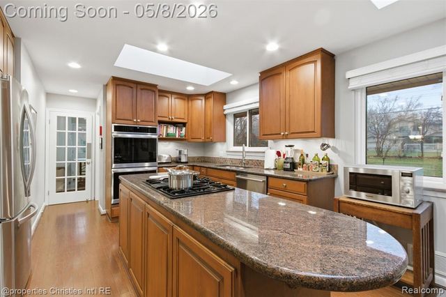 3150 Middlebury Lane, Bloomfield Hills, MI 48301
