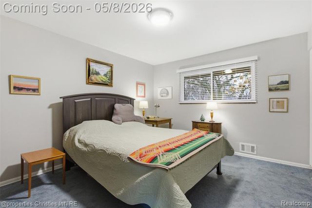 3150 Middlebury Lane, Bloomfield Hills, MI 48301