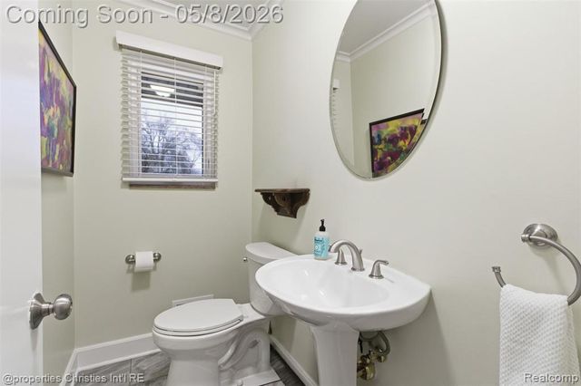 3150 Middlebury Lane, Bloomfield Hills, MI 48301