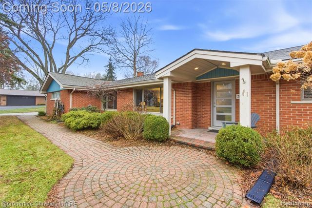 3150 Middlebury Lane, Bloomfield Hills, MI 48301