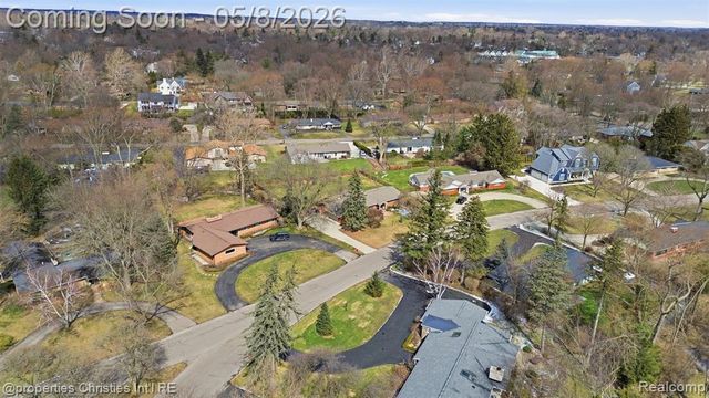 3150 Middlebury Lane, Bloomfield Hills, MI 48301