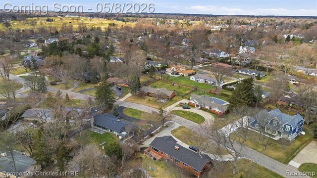 3150 Middlebury Lane, Bloomfield Hills, MI 48301