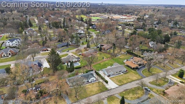 3150 Middlebury Lane, Bloomfield Hills, MI 48301