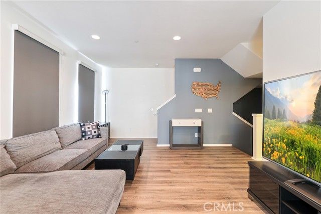 422 W Route 66 29, Glendora, CA 91740