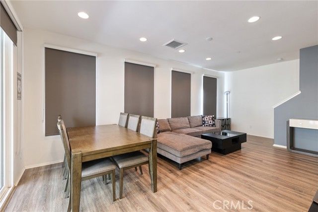 422 W Route 66 29, Glendora, CA 91740