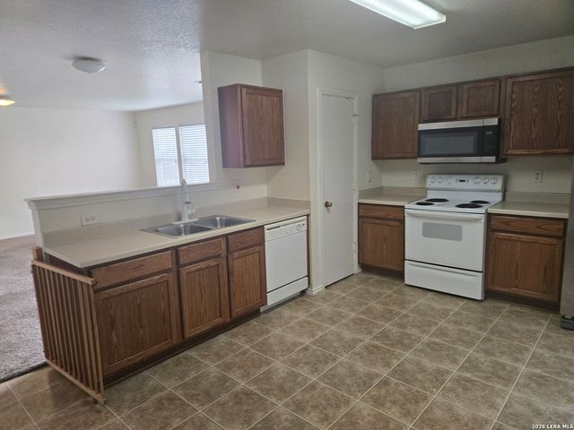 405 Point Valley, San Antonio, TX 78253