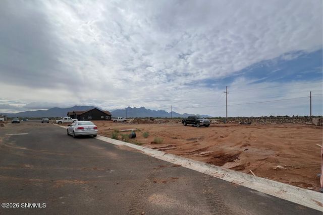 8016 Inca Dove Avenue, Las Cruces, NM 88012