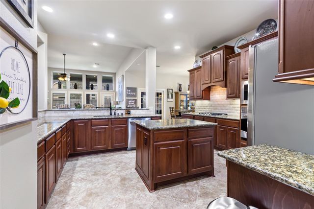 13507 Navigate Point Lane, Houston, TX 77044