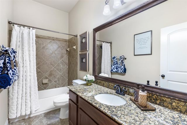 13507 Navigate Point Lane, Houston, TX 77044