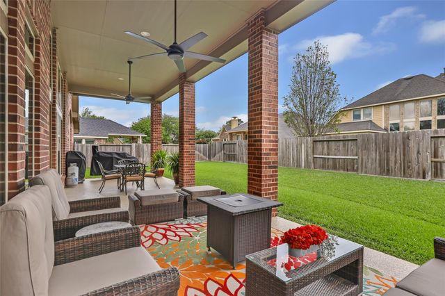 13507 Navigate Point Lane, Houston, TX 77044
