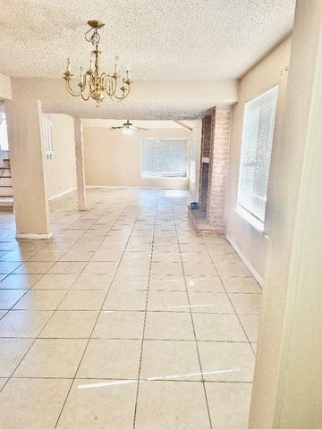 7610 Timberway Lane, Houston, TX 77072