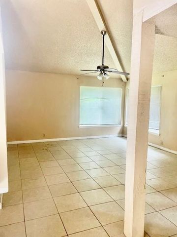 7610 Timberway Lane, Houston, TX 77072