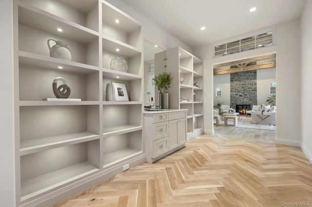 2 Barry Court, Katonah, NY 10536