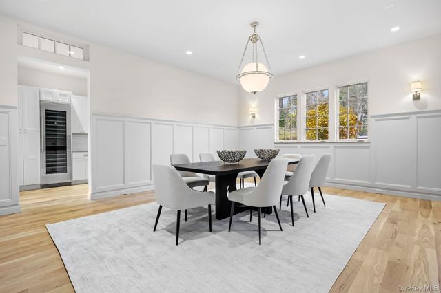 2 Barry Court, Katonah, NY 10536