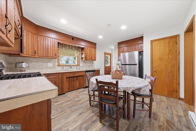 216 JACKSON AVE, Hagerstown, MD 21740