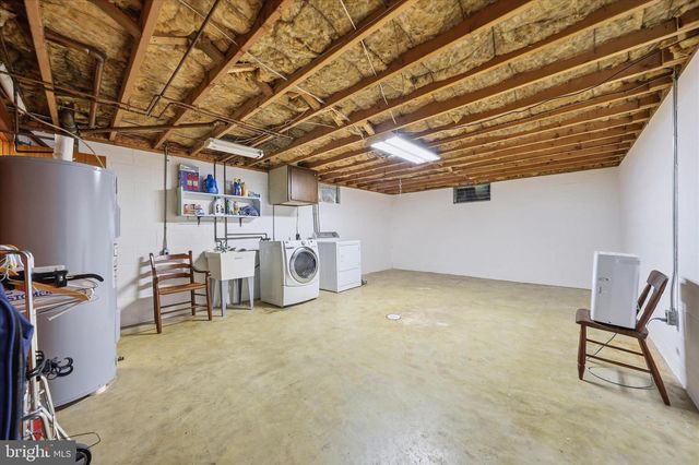 216 JACKSON AVE, Hagerstown, MD 21740