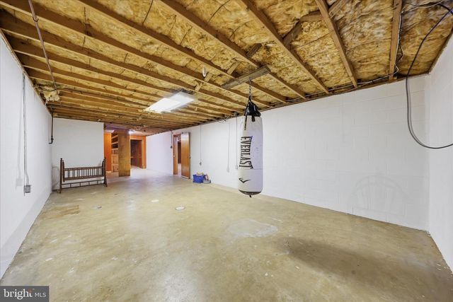 216 JACKSON AVE, Hagerstown, MD 21740