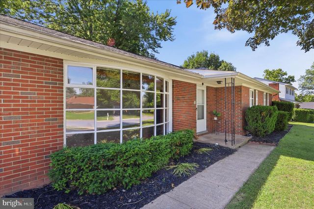 216 JACKSON AVE, Hagerstown, MD 21740