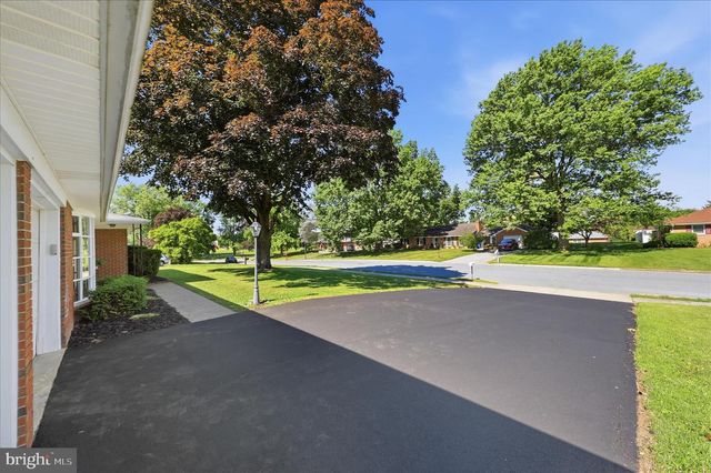216 JACKSON AVE, Hagerstown, MD 21740