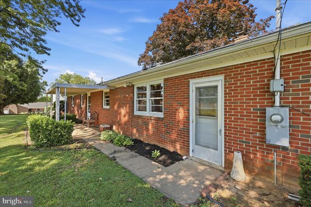 216 JACKSON AVE, Hagerstown, MD 21740