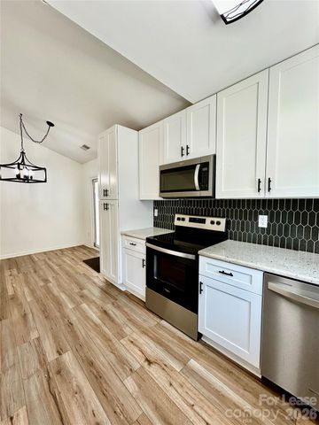 332 Cassidy Lane, Mooresville, NC 28115