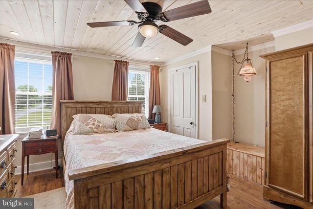 5704 MONTGOMERY CHURCH RD, Greencastle, PA 17225