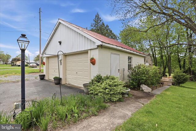 5704 MONTGOMERY CHURCH RD, Greencastle, PA 17225