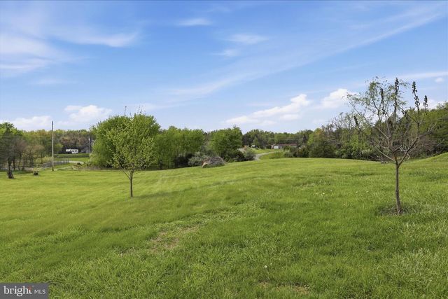 5704 MONTGOMERY CHURCH RD, Greencastle, PA 17225