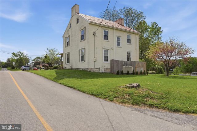 5704 MONTGOMERY CHURCH RD, Greencastle, PA 17225