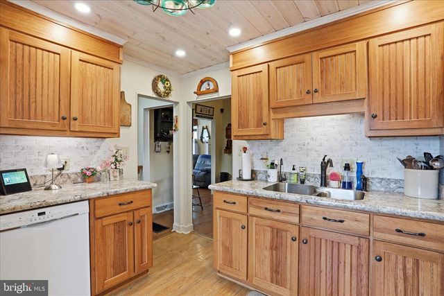 5704 MONTGOMERY CHURCH RD, Greencastle, PA 17225