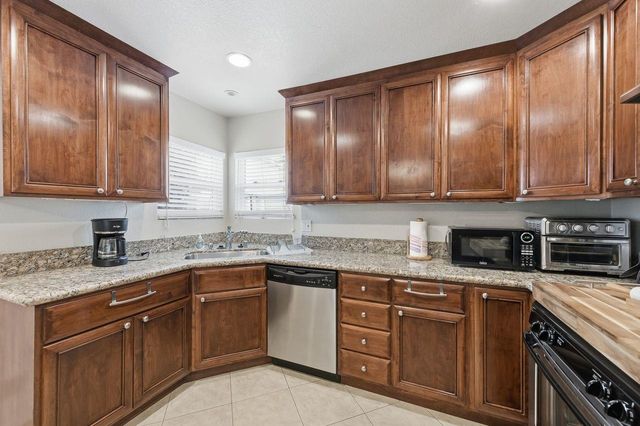 42 Saint Marys Place, Redwood City, CA 94063