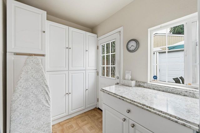 42 Saint Marys Place, Redwood City, CA 94063