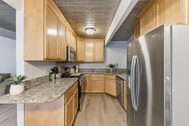 42 Saint Marys Place, Redwood City, CA 94063