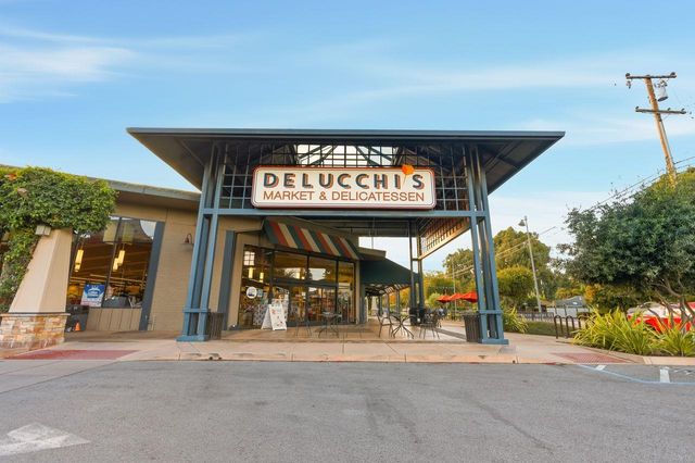 42 Saint Marys Place, Redwood City, CA 94063