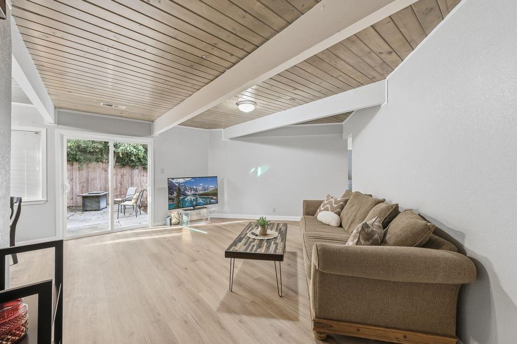 42 Saint Marys Place, Redwood City, CA 94063