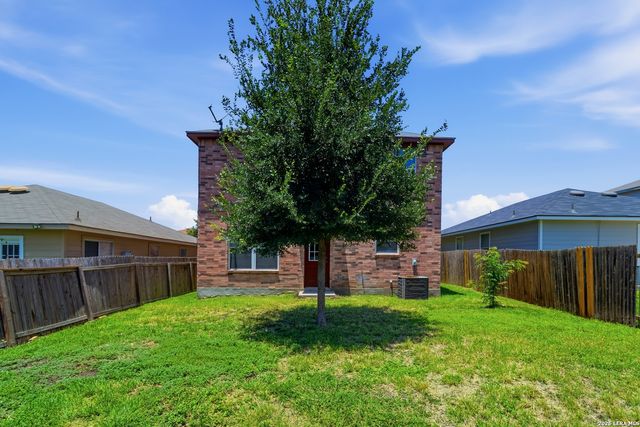 8235 HEIGHTS VLY, Converse, TX 78109