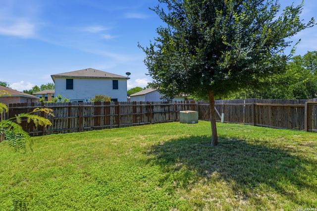 8235 HEIGHTS VLY, Converse, TX 78109