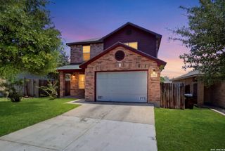 8235 HEIGHTS VLY, Converse, TX 78109