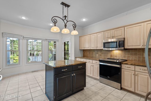 65 Idlewild Road, Pinehurst, NC 28374