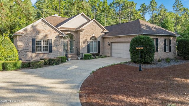 65 Idlewild Road, Pinehurst, NC 28374
