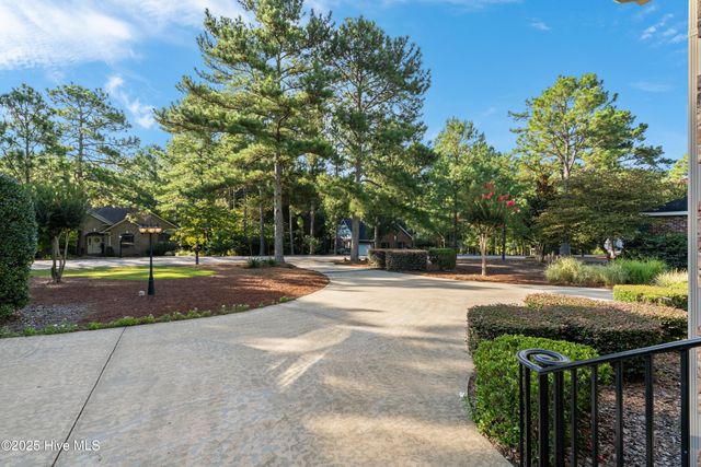 65 Idlewild Road, Pinehurst, NC 28374