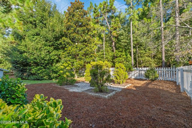 65 Idlewild Road, Pinehurst, NC 28374
