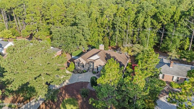 65 Idlewild Road, Pinehurst, NC 28374