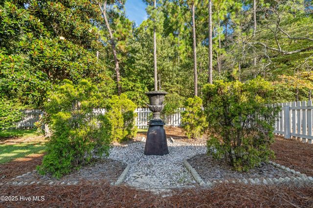 65 Idlewild Road, Pinehurst, NC 28374