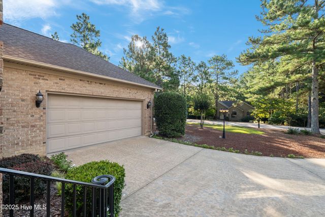 65 Idlewild Road, Pinehurst, NC 28374