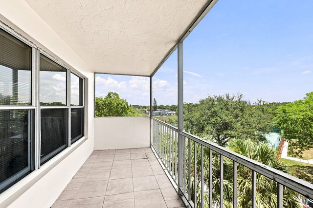 10777 W Sample Road 407, Coral Springs, FL 33065