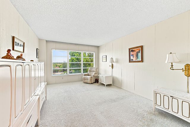 10777 W Sample Road 407, Coral Springs, FL 33065