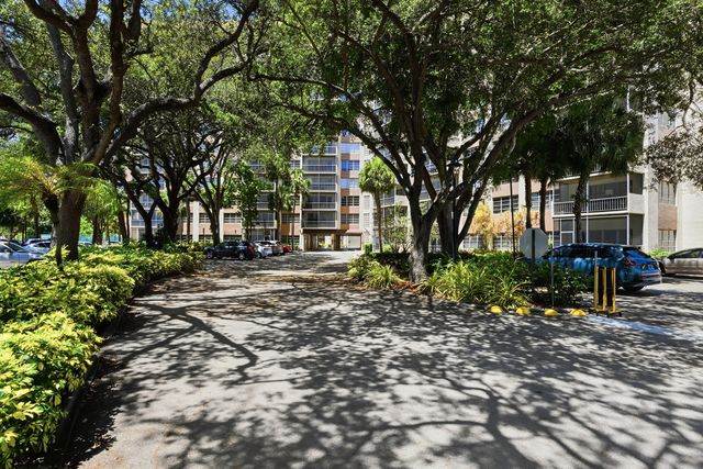 10777 W Sample Road 407, Coral Springs, FL 33065