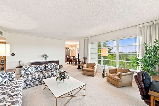 10777 W Sample Road 407, Coral Springs, FL 33065