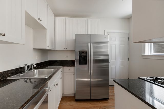 1224 Elmwood Avenue 2W, Evanston, IL 60202